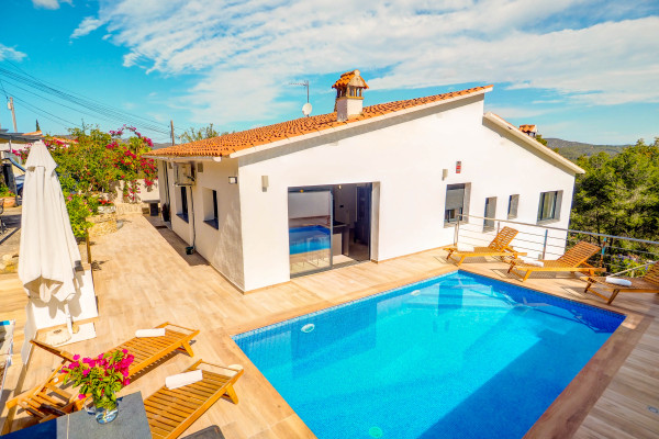  - Casa Avril