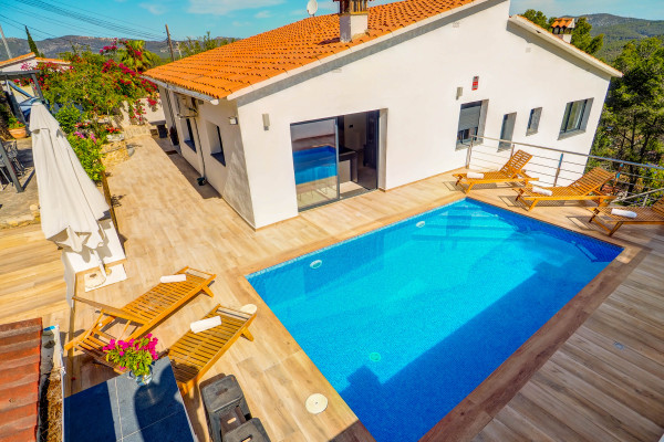  - Casa Avril
