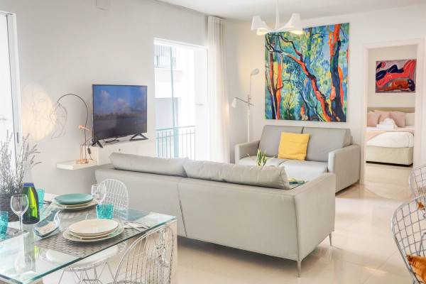 Modern, Well-Appointed Room