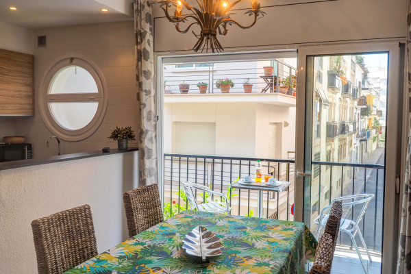 #33750 - Zafiro Apartment | Lomavuokraus | Hello Homes Sitges