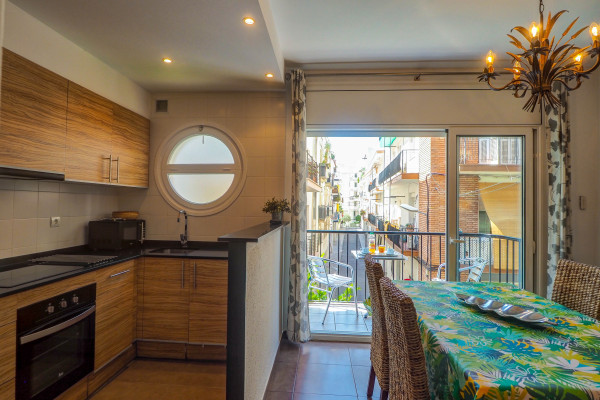 #33756 - Zafiro Apartment | Lloguer Turístic | Hello Homes Sitges