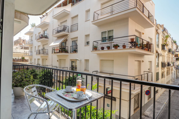 #33759 - Zafiro Apartment | Lomavuokraus | Hello Homes Sitges