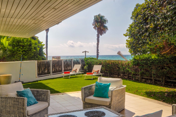 #33998 - Luxury Seaview Apartment | Holiday Rentals | Hello Homes Sitges