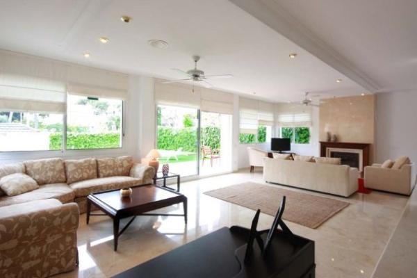 #3428 - CenterHouse | Vakantieverhuur | Hello Homes Sitges