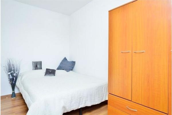 #3474 - Lux | Holiday Rentals | Hello Homes Sitges