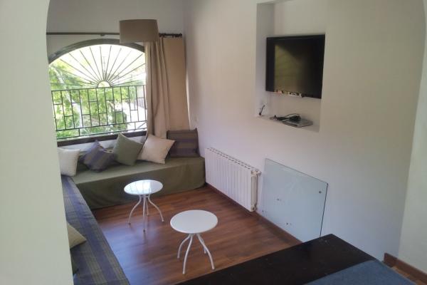 #3478 - Lux | Holiday Rentals | Hello Homes Sitges