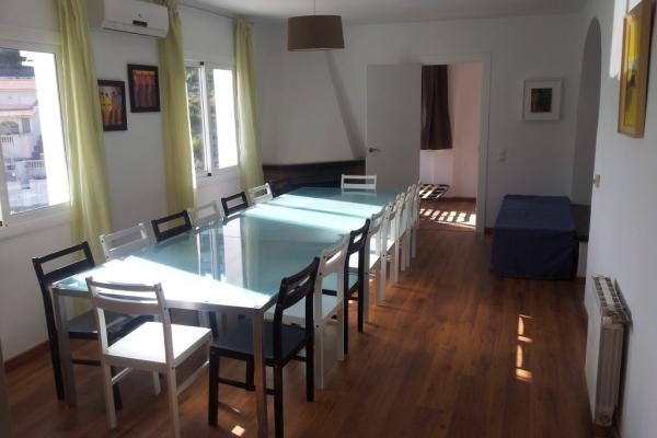 #3481 - Lux | Holiday Rentals | Hello Homes Sitges