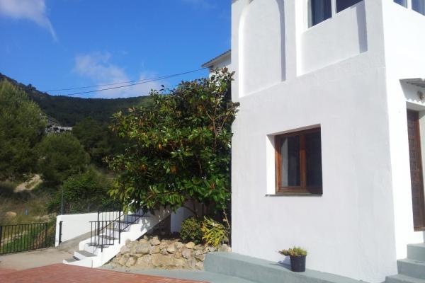 #3483 - Lux | Holiday Rentals | Hello Homes Sitges