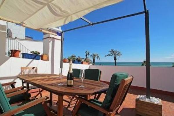 #3520 - Passeig de la Ribera | Vakantieverhuur | Hello Homes Sitges