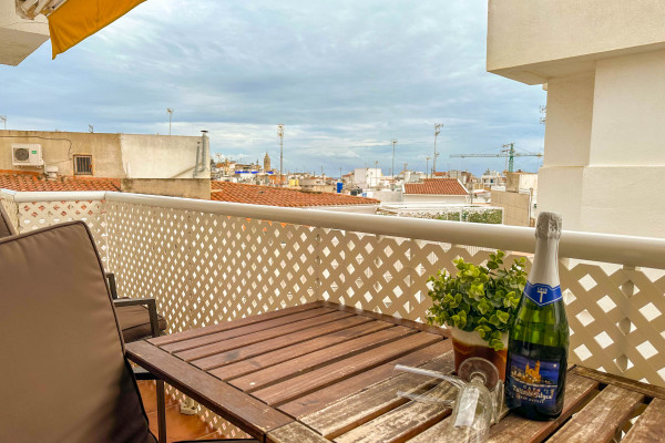 #35367 - Sira House | Lomavuokraus | Hello Homes Sitges