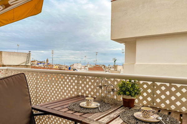 #35369 - Sira House | Lomavuokraus | Hello Homes Sitges