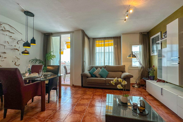 #35399 - Sira House | Lomavuokraus | Hello Homes Sitges