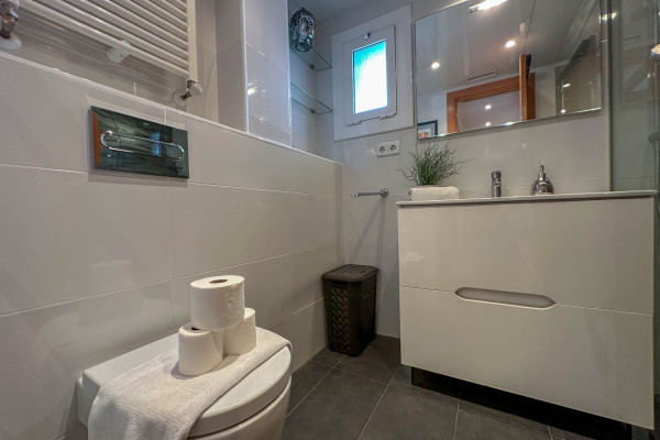 #35415 - Sira House | Ferieudlejning | Hello Homes Sitges