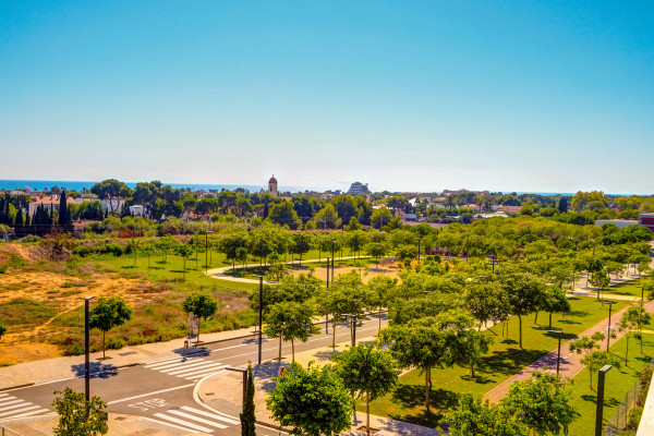 #36033 - La Plana Miracle Terrace | Saisonale Vermietungen | Hello Homes Sitges