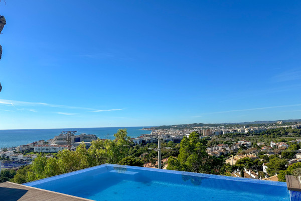 Villa with Magic Sea Views-36087