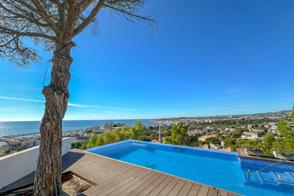 Villa with Magic Sea Views-36088