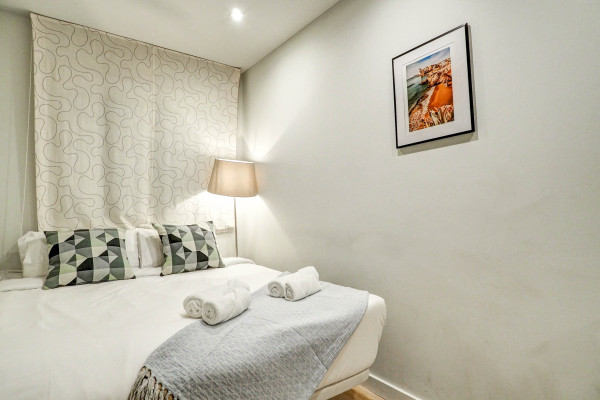 #37089 - Luxe Apartment | Holiday Rentals | Hello Homes Sitges