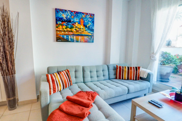 #37198 - Benito Apartment | Ferieudlejning | Hello Homes Sitges
