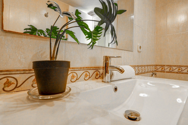 #37225 - Diamond | Holiday Rentals | Hello Homes Sitges