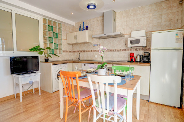 #37428 - Carmen Apartment | Ferieudlejning | Hello Homes Sitges