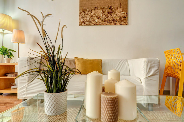 #37907 - Espalter White | Lomavuokraus | Hello Homes Sitges