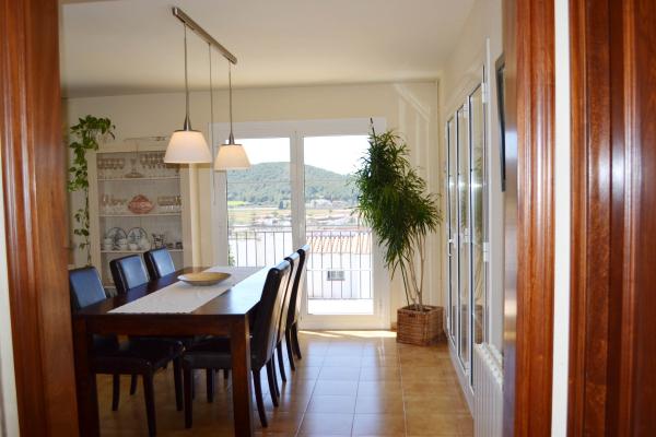 #3804 - Cute house with swimming Pool | Lloguer Turístic | Hello Homes Sitges