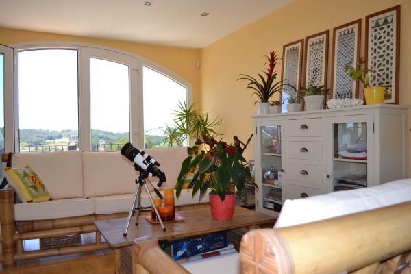 #3809 - Cute house with swimming Pool | Lloguer Turístic | Hello Homes Sitges