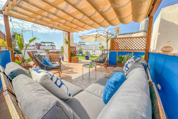 #38294 - Sanctuary Penthouse | Lomavuokraus | Hello Homes Sitges