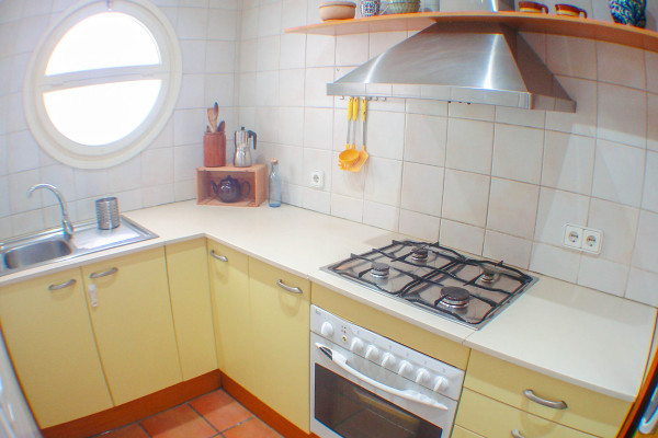#38321 - Araia Apartment | Holiday Rentals | Hello Homes Sitges