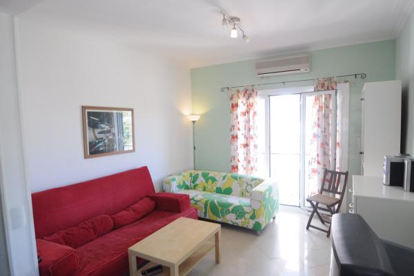 #3837 - Apartment in the center | Holiday Rentals | Hello Homes Sitges