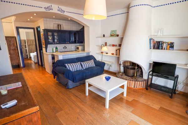#38626 - Barco Attic | Lomavuokraus | Hello Homes Sitges
