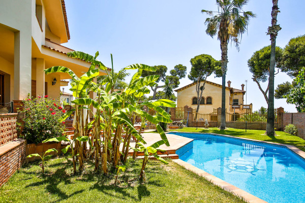 #38651 - Villa El Faro | Lloguer Turístic | Hello Homes Sitges