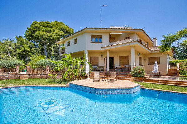 #38686 - Villa El Faro | Lloguer Turístic | Hello Homes Sitges
