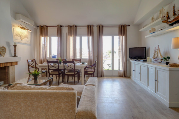 #39252 - Clarimar Duplex | Holiday Rentals | Hello Homes Sitges