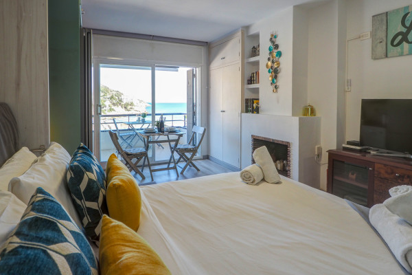 #39267 - The Beach Studio | Alquiler Vacacional | Hello Homes Sitges