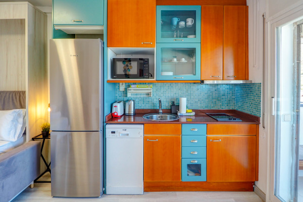 #39270 - The Beach Studio | Holiday Rentals | Hello Homes Sitges
