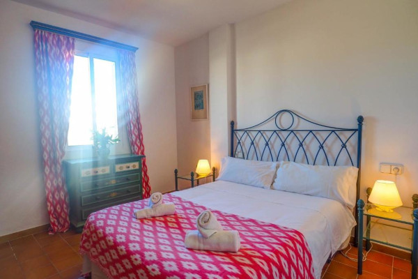 #39314 - Amazing Seaview Apartment | Location de Vacances | Hello Homes Sitges