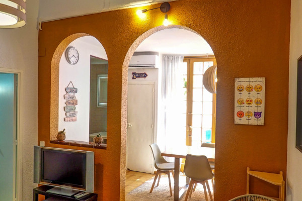 #39361 - Charming Patio | Holiday Rentals | Hello Homes Sitges