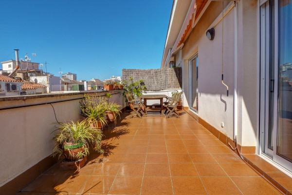 #39366 - Castell Apartment | Lomavuokraus | Hello Homes Sitges