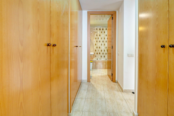 #39517 - Bonaire Apartment | Holiday Rentals | Hello Homes Sitges