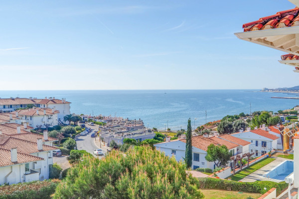 #39568 - Seaside Cozy Apartment | Holiday Rentals | Hello Homes Sitges