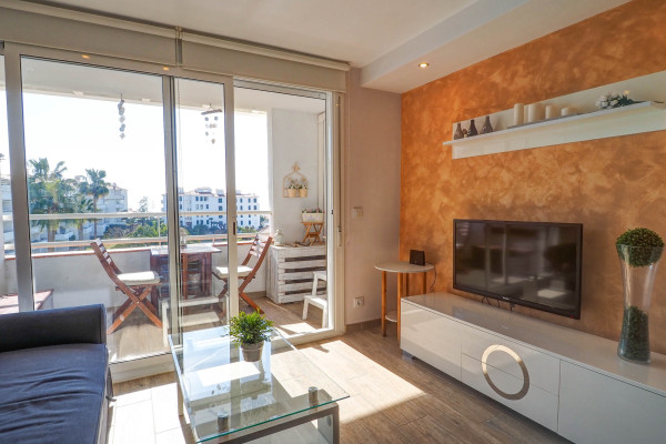 #39576 - Seaside Cozy Apartment | Lloguer Turístic | Hello Homes Sitges