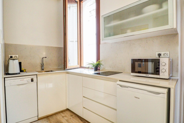 #39660 - The Green Oasis | Holiday Rentals | Hello Homes Sitges