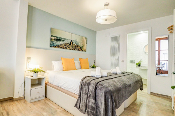 #39688 - The Green Oasis | Holiday Rentals | Hello Homes Sitges
