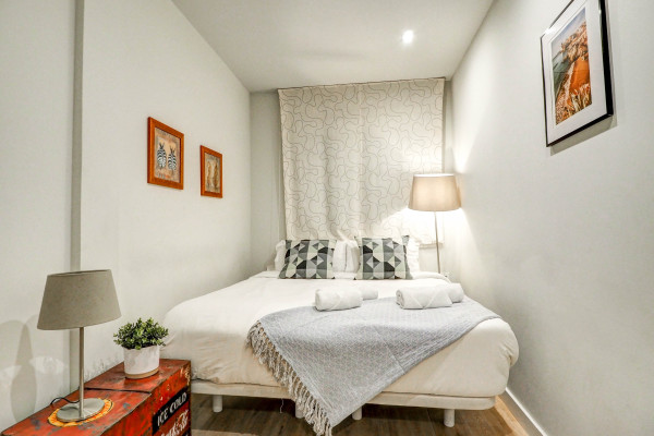 #39762 - Luxe Apartment | Holiday Rentals | Hello Homes Sitges