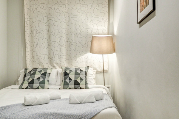 #39765 - Luxe Apartment | Holiday Rentals | Hello Homes Sitges