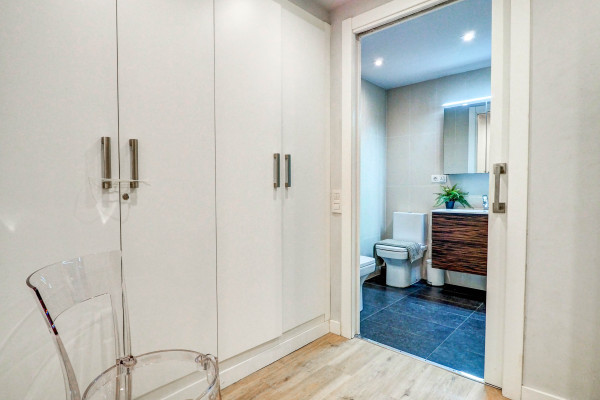 #39773 - Luxe Apartment | Holiday Rentals | Hello Homes Sitges