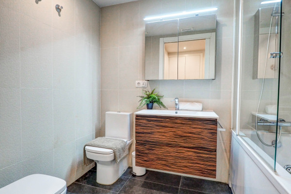 #39774 - Luxe Apartment | Holiday Rentals | Hello Homes Sitges