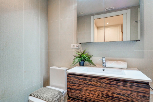 #39776 - Luxe Apartment | Holiday Rentals | Hello Homes Sitges