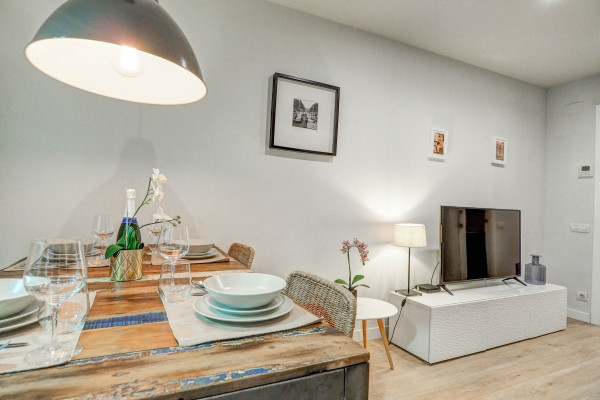 #39800 - Luxe Apartment | Alquiler Vacacional | Hello Homes Sitges